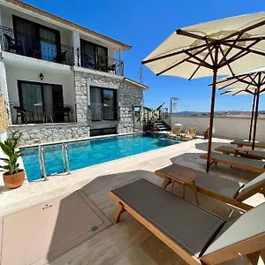 Serez Alacati By La Mira Otel